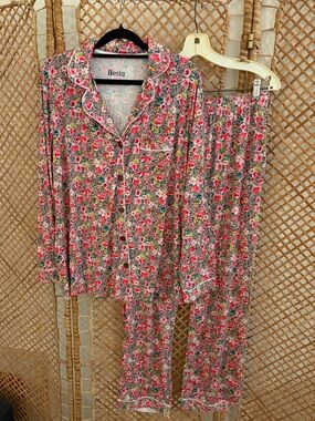NWOT Bestaroo Cheetah and Floral Long-Sleeve Women’s Bamboo Pajama Set